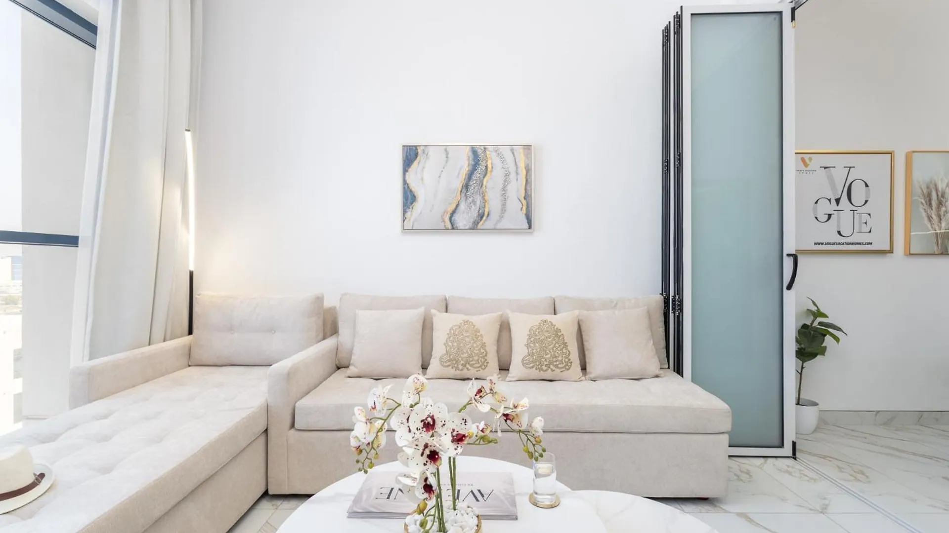 Vogue Elegance Olivz Residence By Danube Dubai Emirados Árabes Unidos